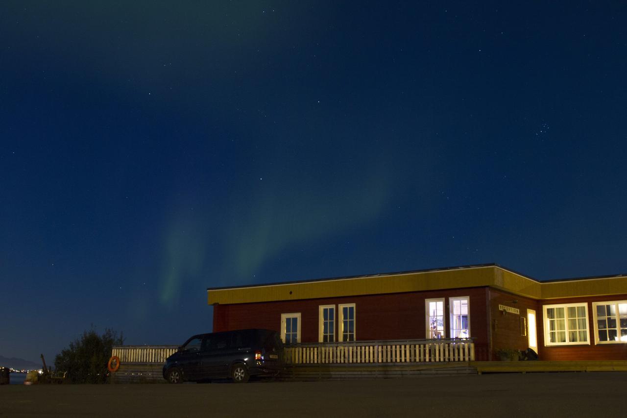 Vikran Vacation: Sea Fishing And Northern Lights Exterior photo