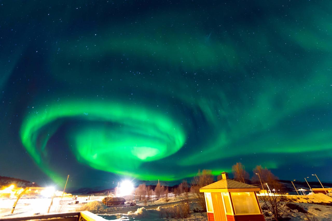 Vikran Vacation: Sea Fishing And Northern Lights Exterior photo